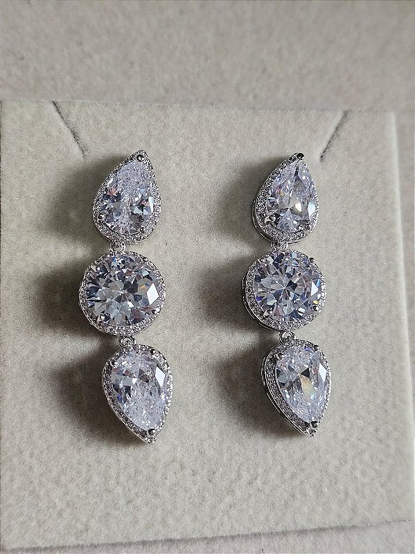 Brinco três marias cristal folheado prata