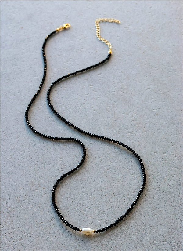 Colar cristais preto 72cm
