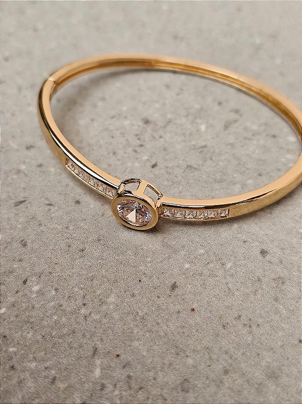 Bracelete fino ponto de luz