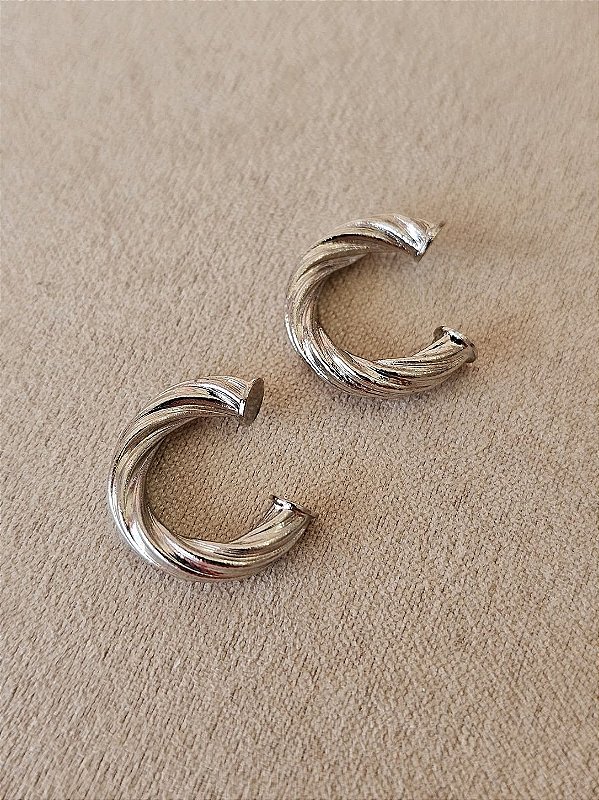 Dupla de piercing fake torcido prata
