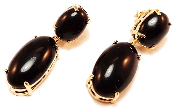 Brinco com pedra natural ônix