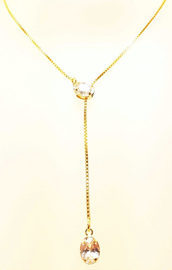 Colar gravata com ponto de luz oval