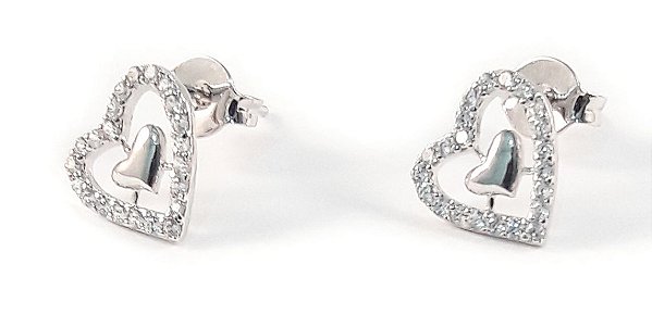 Brinco pequeno coração