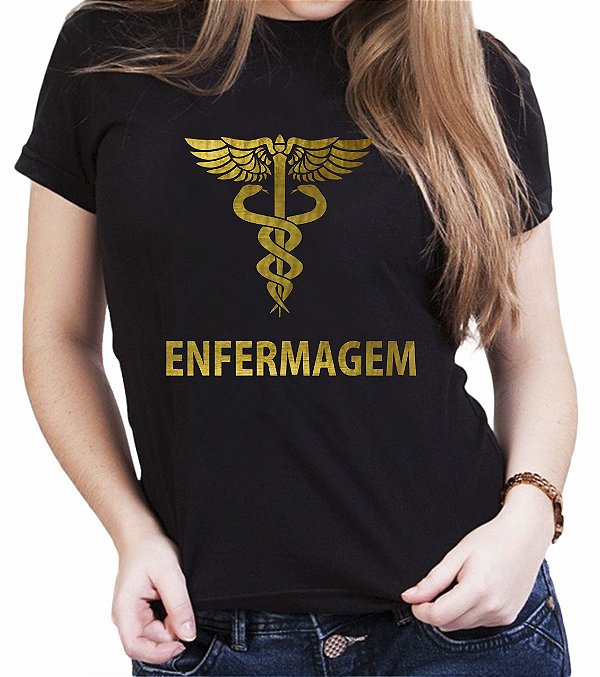 Camiseta Preta Curso de Enfermagem Universitária Dourada