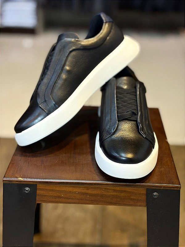Tênis Slip-On Triple Stitch Preto