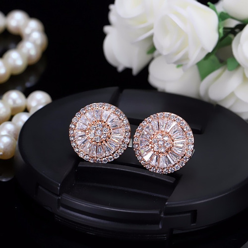 Brinco Zirconia Dourado Pequeno Redondo Delicado Festa