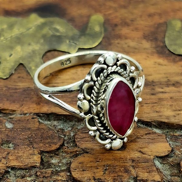 Anel de Prata 925 feminino com Rubi Indiano - R002