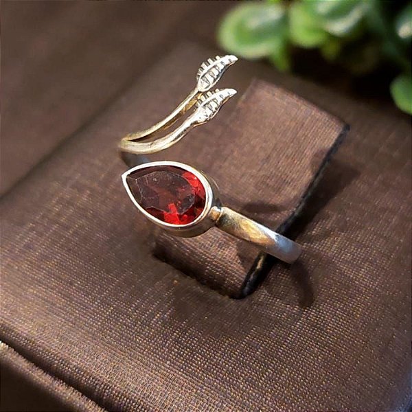 Anel feminino Ajustável com Granada - Indiano - G006