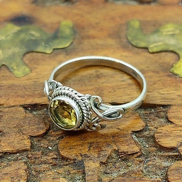 Anel Infinito de Prata 925 Pedra Citrino - Redondo - C008