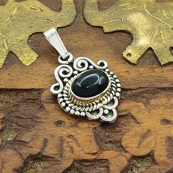 Pingente prata 925 - pedra Ônix - Filigrana - lançamento.