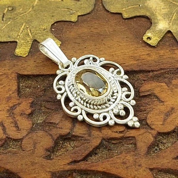 Pingente Vintage Prata 925 e Pedra natural Citrino