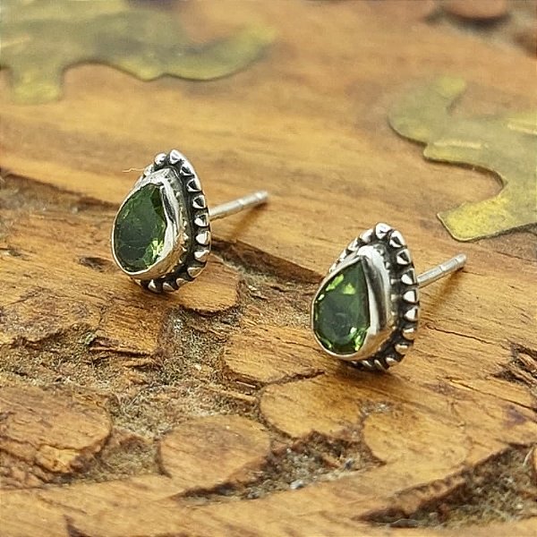 Brinco de Prata 925 Indiano Gota Peridoto