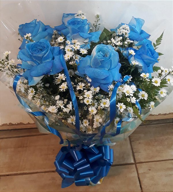 Buquêr de rosas azuis
