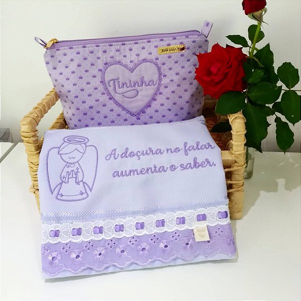 Nécessaire + Toalha Lavabo Bordada