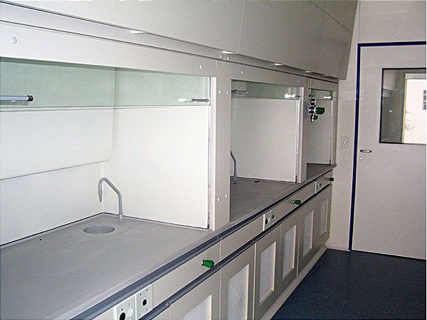 Capela para Laboratório