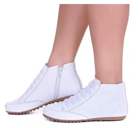 BOTA FEMININA CANO CURTO COM ZÍPER COR BRANCA