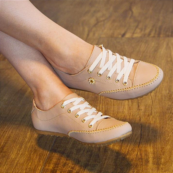 SAPATÊNIS FEMININO DE COURO NUDE BROCHE FLOR
