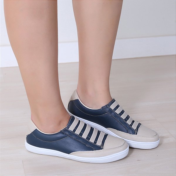 Tênis Feminino Azul Marinho e Bege em Couro Leve e Confortável