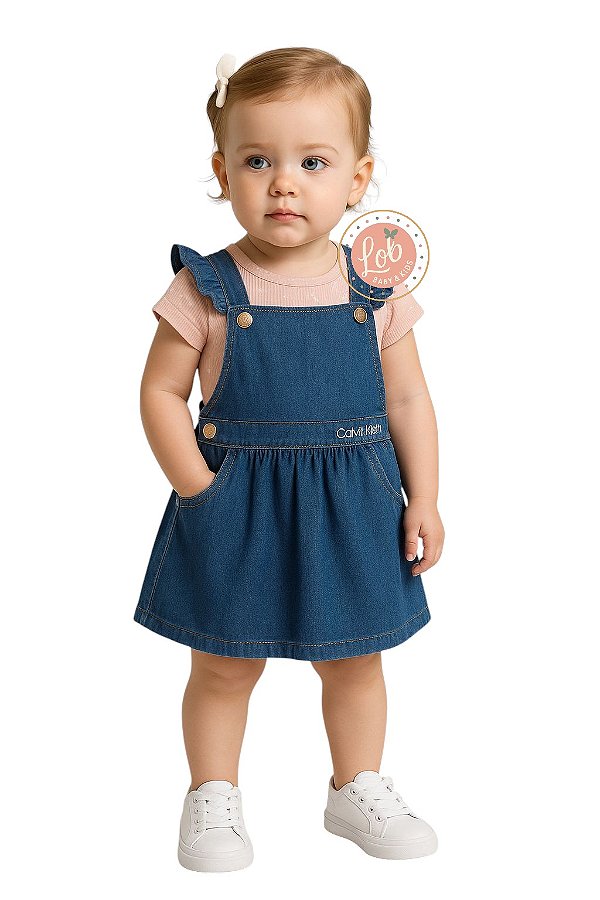 Jardineira Calvin Klein + camiseta infantil