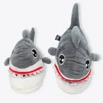 Pantufa 3D Tubarão - Zona Criativa 10071589 Tam:G Cor:Cinza
