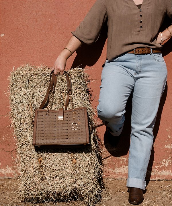 Bolsa Feminina Chenson Original - Cristal Monograma Coração - Alça de Ombro - Café 3485400