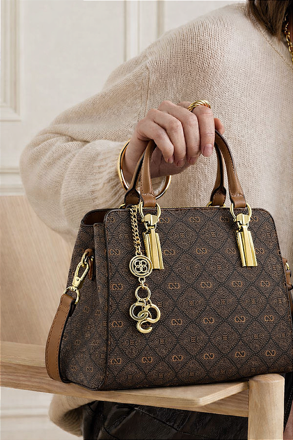 Bolsa Satchel Monograma Pontilhado - Alça de Mão - Chenson 3485532 - Café