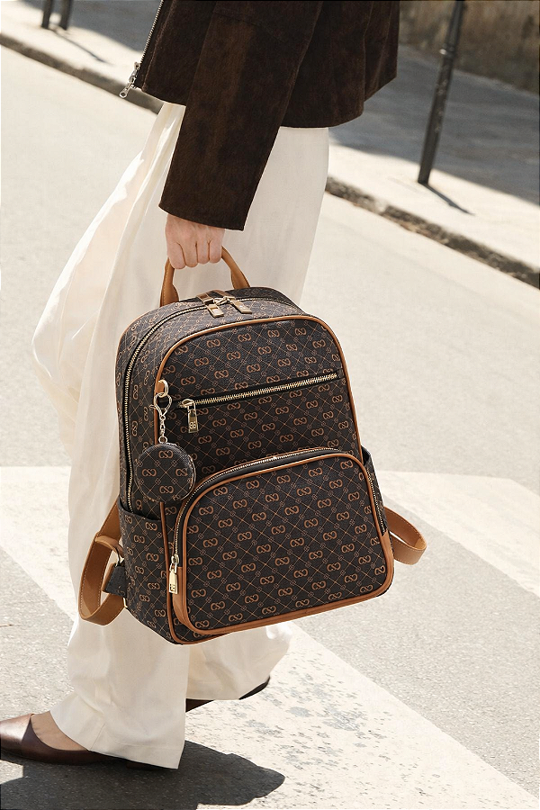 Mochila Estruturada Notebook, Trabalho, Faculdade - Monograma Elegance - Chenson 8485493 - Café