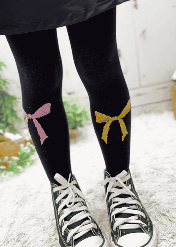 Meia Calça Preta com Laços Rosa e Amarelo 3D