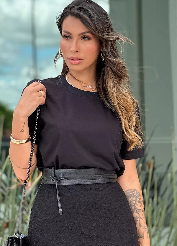 Camiseta Básica Feminina