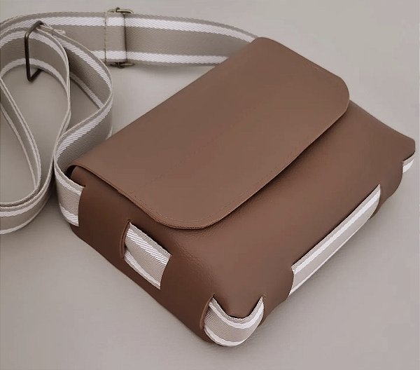 Bolsa Feminina Independência Soft Média Caramelo
