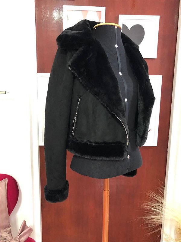 Jaqueta  Preta com Pelo - TAM - 36