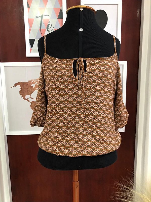 Blusa Estampa Bege com Flores P