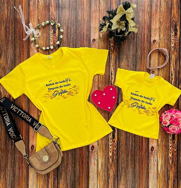 T-shirts Mãe e filha amarela Gratidão e Fé