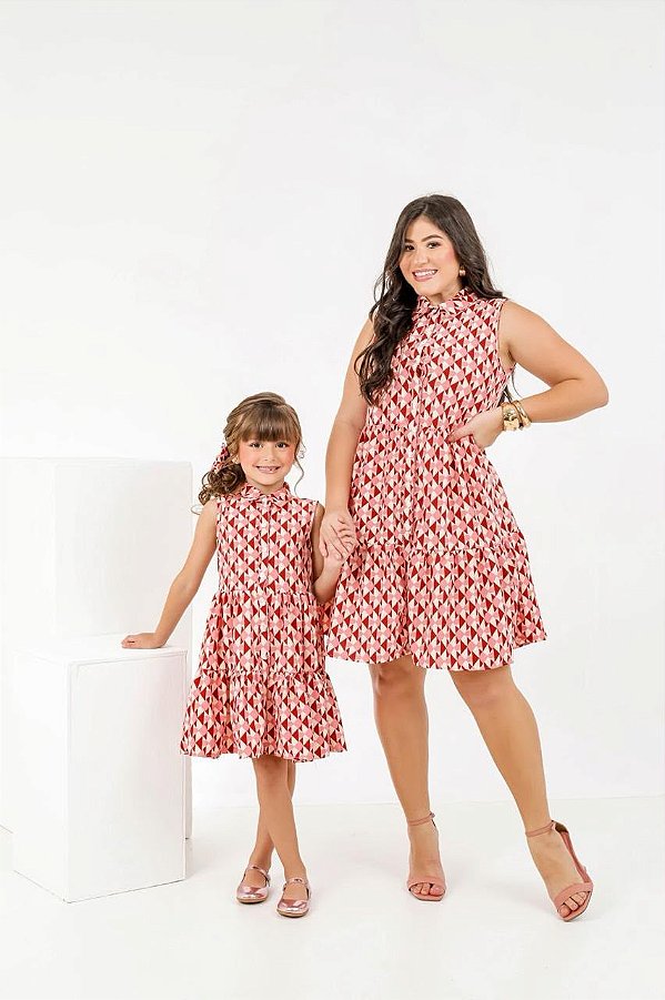 Vestido Tal Mãe, Tal Filha Estampado Geométrico Rosa – Kit Mãe e Filha