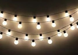 Varal de Lâmpadas LED Gambiarra / Metro