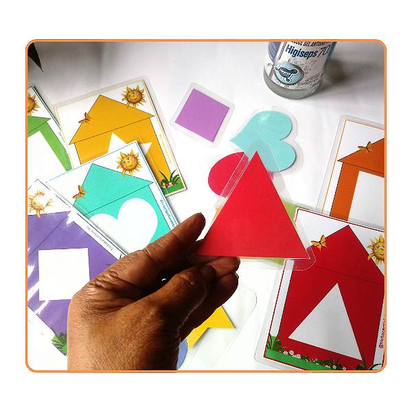 CASINHAS DAS CORES & FORMAS