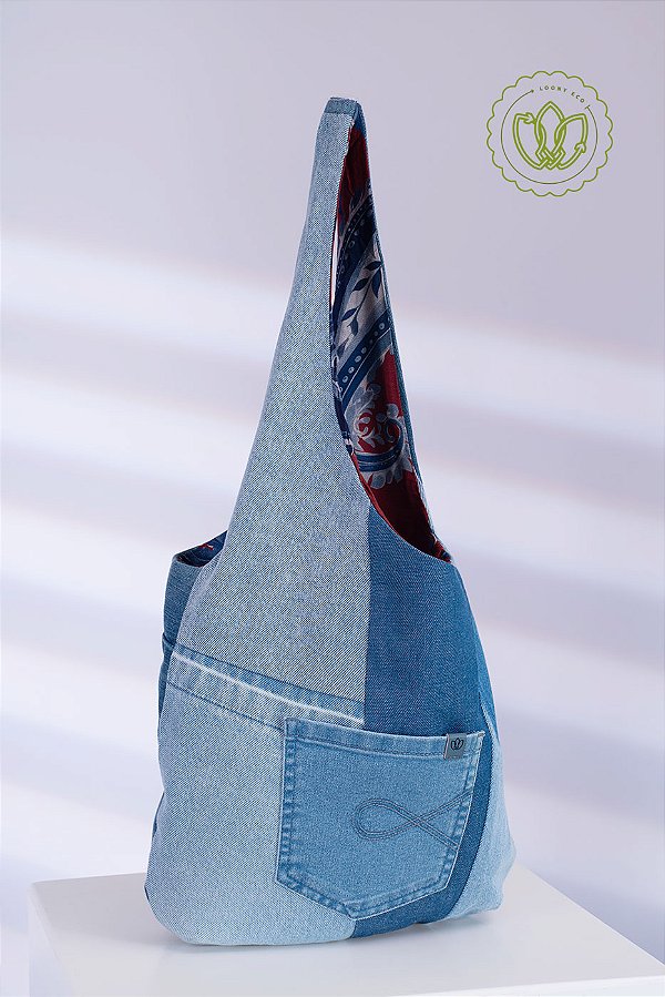 Bolsa Hobo Patch Lenço (Upcycling)