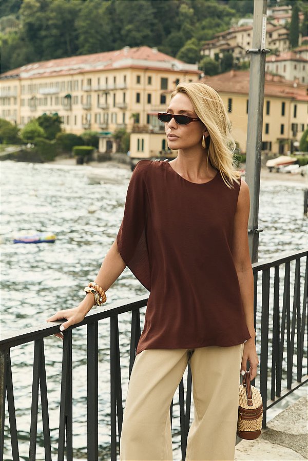 BLUSA FLUIDA ASSIMETRICA