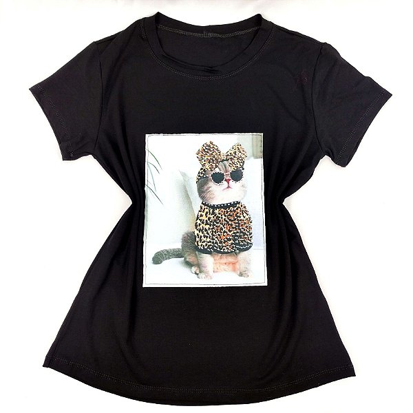 Camiseta Feminina T-Shirt Luxo Preta com Acessórios Estampa Gatinho Oncinha