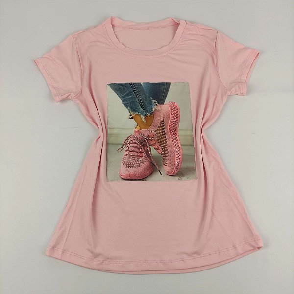 Camiseta Feminina T-Shirt Rosa Claro Bebê com Strass Estampa Tênis Rosa