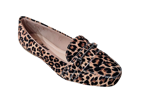 Sapatilha Mocassim Bico Quadrado de Onça com Fivela