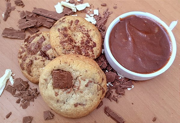 Cookie RECHEADO Baunilha com NUTELLA -  3 unidades