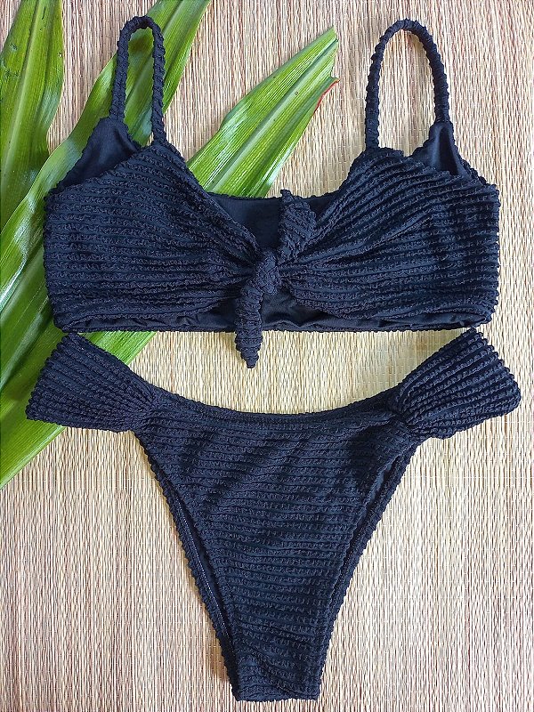 Biquíni cropped preto texturizado