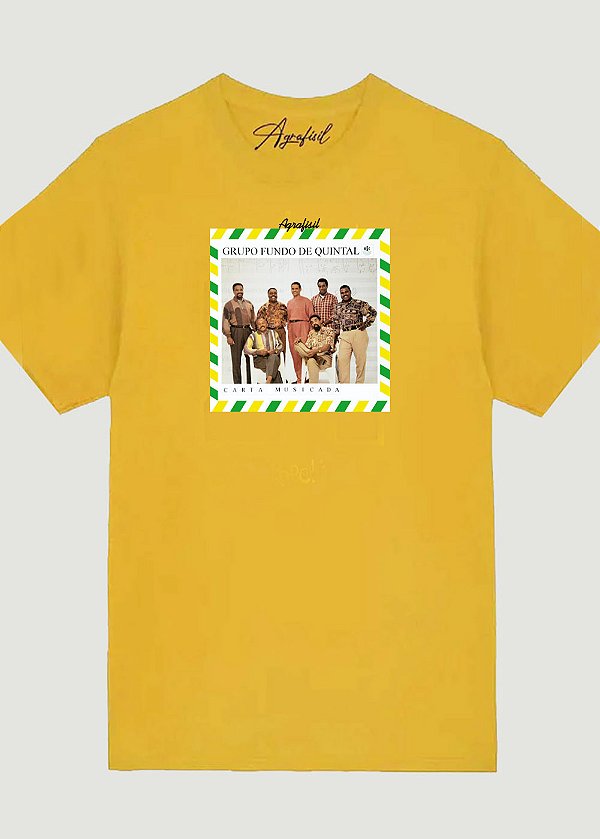 Camiseta Fundo de Quintal Amarela