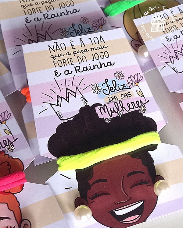 Tag com Xuxinha e Brinco