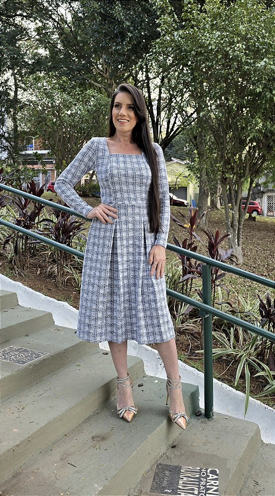 Vestido Malha Tweed Branco e Azul Marinho