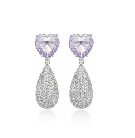 BRINCO CORAÇÃO LAVANDA  COM GOTA CRAVEJADA EM PÊNDULO BANHADO A RÓDIO