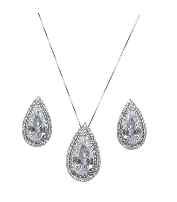 CONJUNTO GOTA CRISTAL COM CRAVAÇÃO LATERAL BANHADO A RÓDIO BRANCO