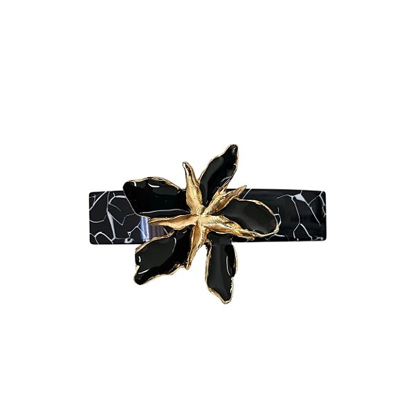 PRESILHA LÍRIO PRETO ESMALTADO