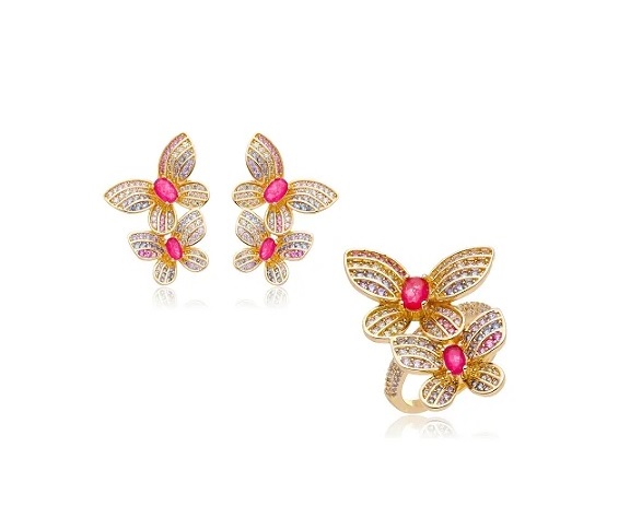 CONJUNTO BORBOLETAS CRAVEJADAS BANHADO A OURO